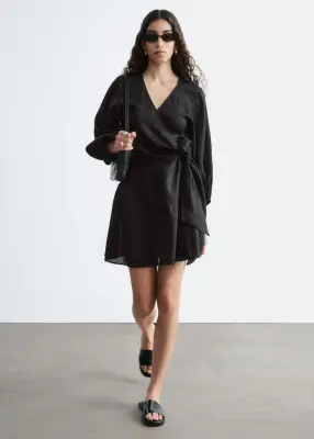 Robe courte portefeuille en lin - Noir — photo 1