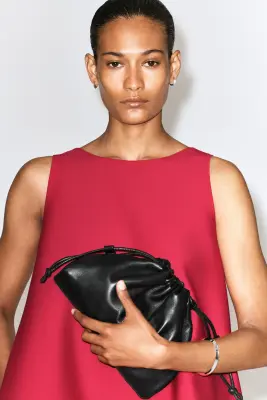 ROBE COURTE TRAPÈZE EN NÉOPRÈNE - ROUGE — photo 2