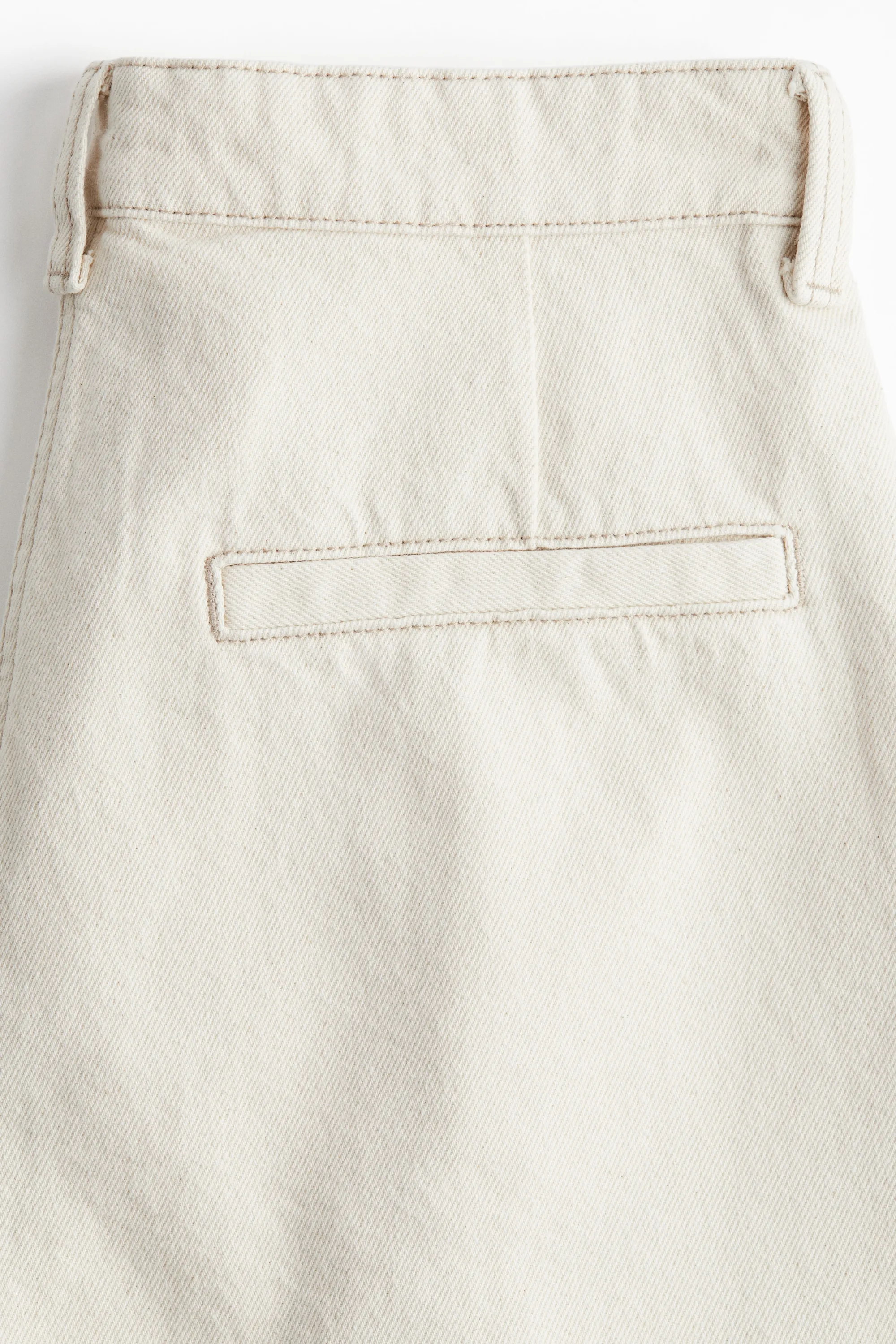 Short plissé en denim - Crème