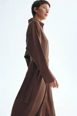 Robe chemise avec ceinture - Marron — photo 2