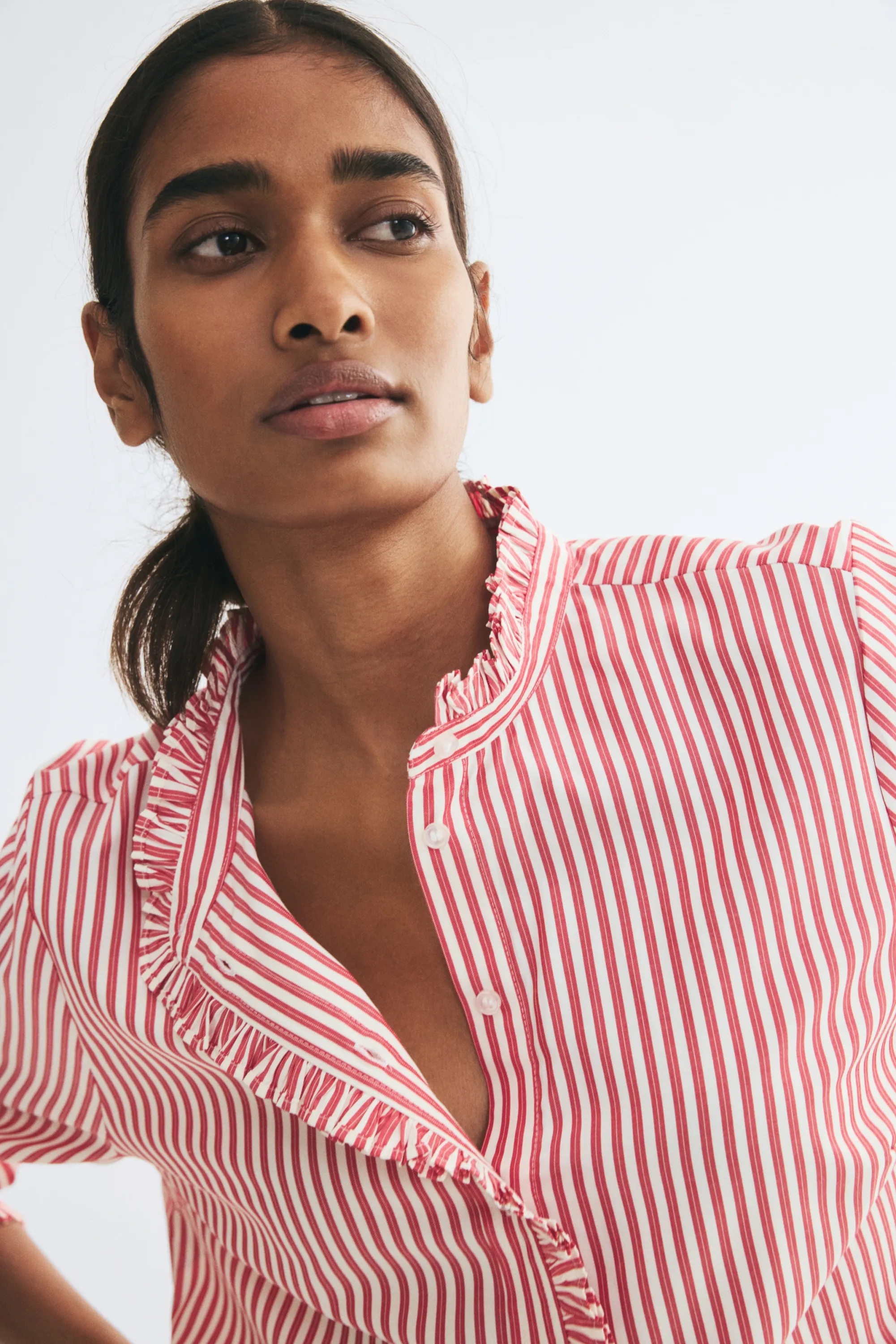 Blouse volantée à boutons - Rouge/rayé