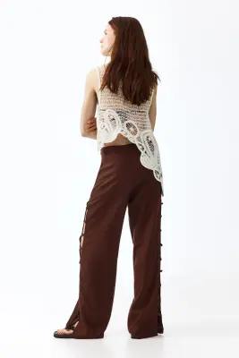 Pantalon en lin mélangé avec perles fantaisie - Marron — photo 4
