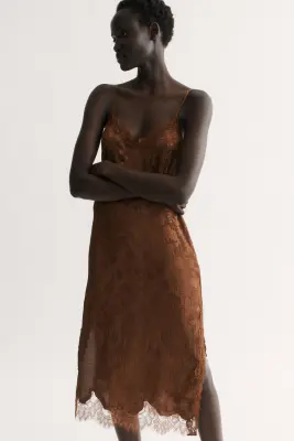 Robe en brocart bordée de dentelle - Marron foncé — photo 1
