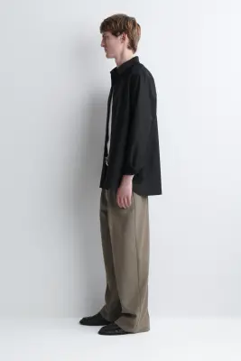 CHEMISE DÉCONTRACTÉE EN SERGÉ DE LAINE - NOIR — photo 3
