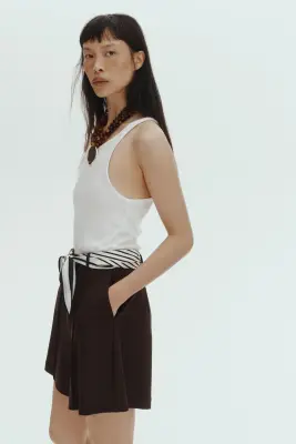 Short chic avec ceinture - Marron foncé — photo 3
