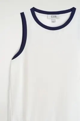 ROBE MIDI SANS MANCHES À PANNEAUX - Blanc / Bleu marine — photo 4