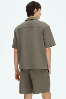 Short gaufré Relaxed Fit - Vert kaki — photo 2