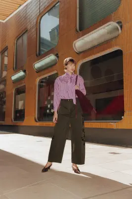Pantalon balloon brodé Femme — photo 3
