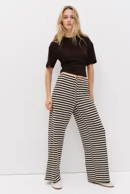 Pantalon en maille - Blanc/rayures marron foncé — photo 2