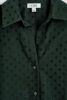 ROBE-CHEMISE EN JACQUARD DE COTON À POIS - VERT FONCÉ / À POIS — photo 5