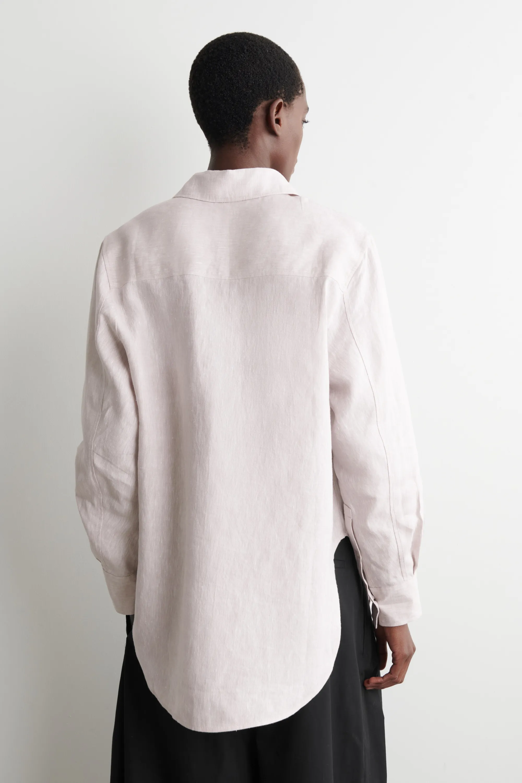 CHEMISE EN LIN À COL BOUTONNÉ - ROSE CLAIR