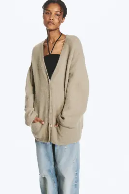 Cardigan doux en maille à col en V - Beige poudré — photo 1