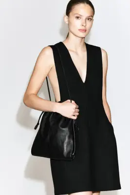 ROBE CHASUBLE COURTE EN MÉLANGE DE LAINE BOUILLIE - NOIR — photo 3
