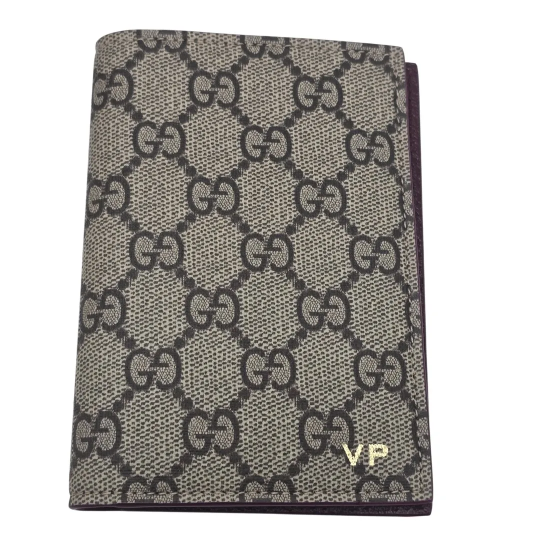 Etui passeport londra avec porte cartes gg supreme beige ebene finition cuir bordeau