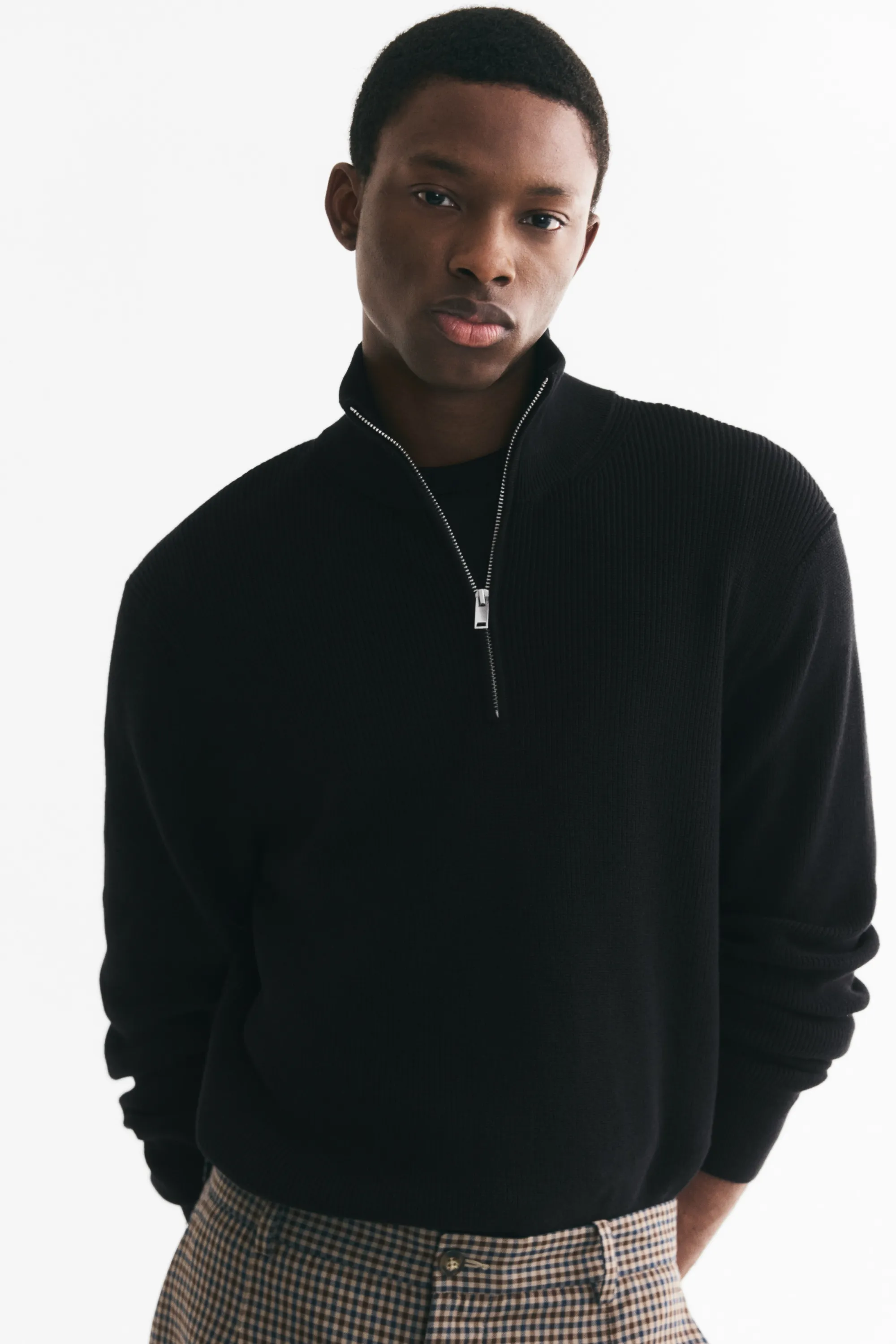 Pull Regular Fit avec col zippé - Noir