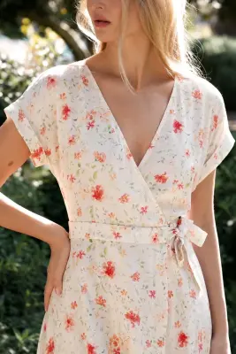 Melissa Wrap Dress - Multifloral — photo 8