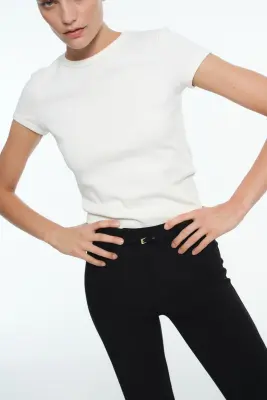 Pantalon Capri avec plis - Noir — photo 3