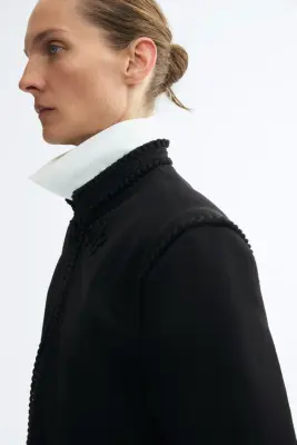 Veste courte avec détails tressés - Noir — photo 3