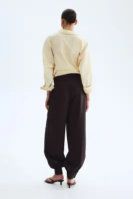 Pantalon en twill avec jambes ballon - Marron foncé — photo 2
