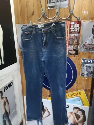 Jean Wrangler bleu — photo 1