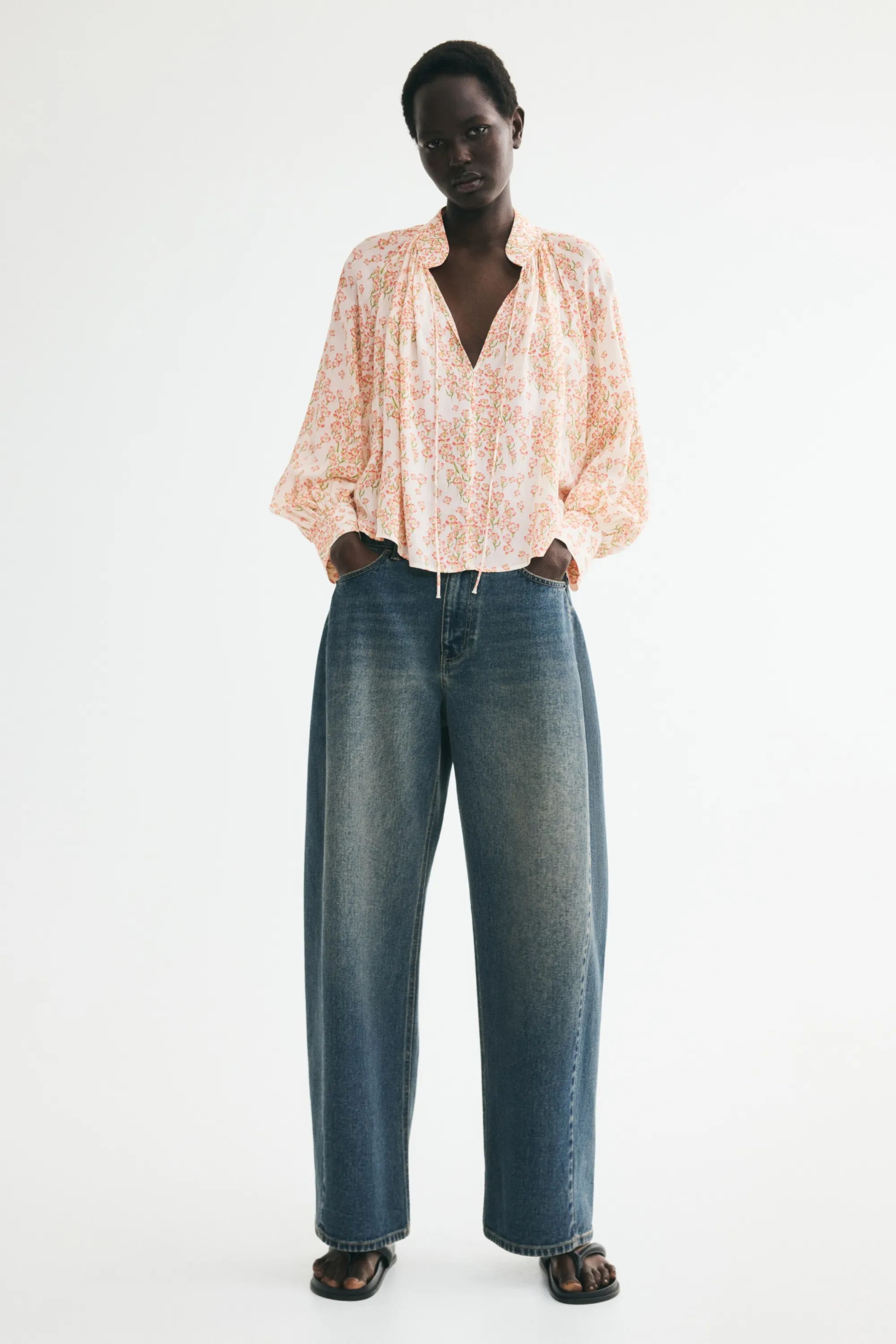 Blouse en viscose à manches ballon - Orange ancien clair/fleuri