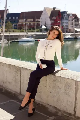 Lillianna Short Cardigan - Cream with navy — photo 4
