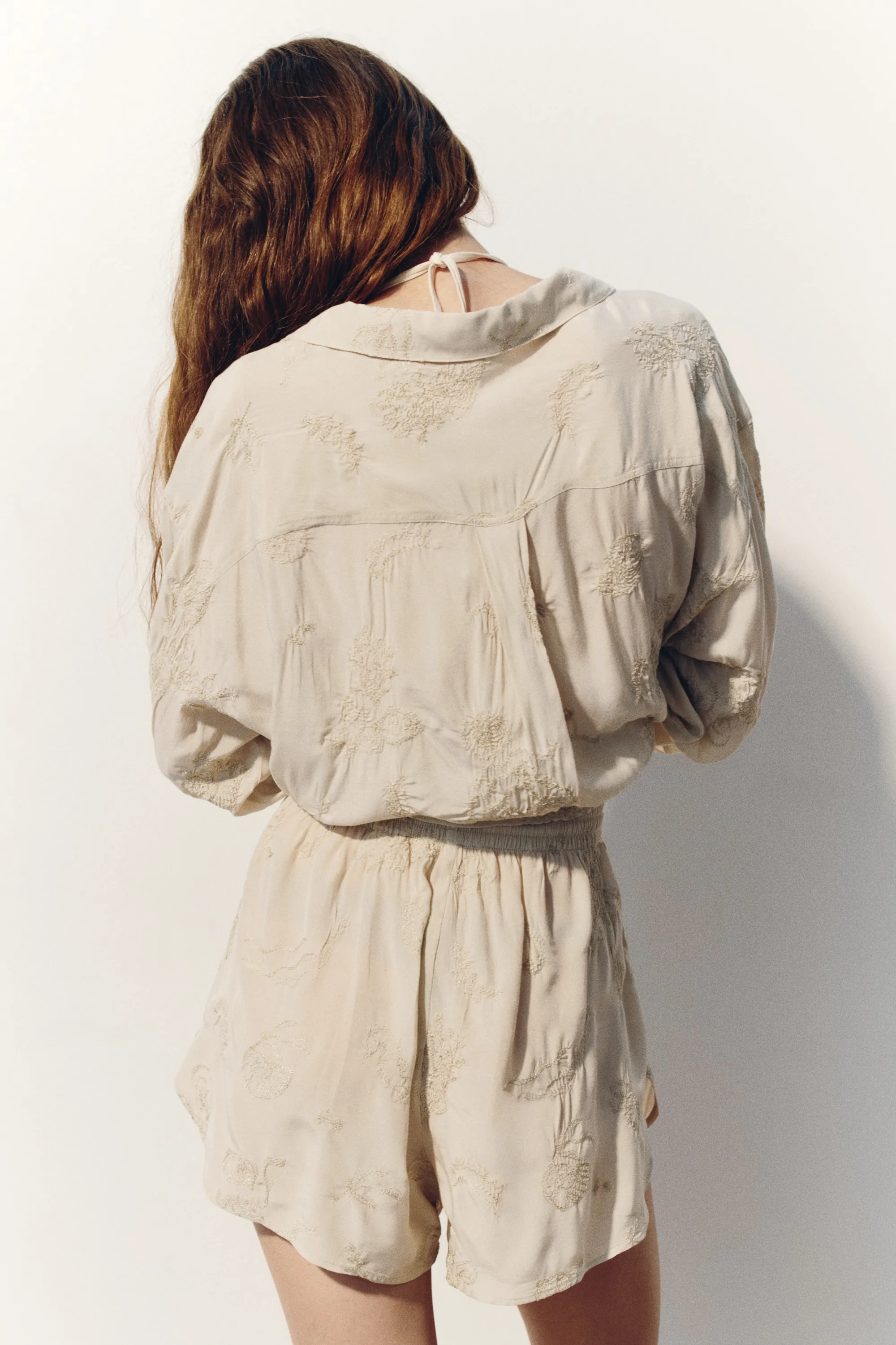 Short brodé en viscose - Beige clair