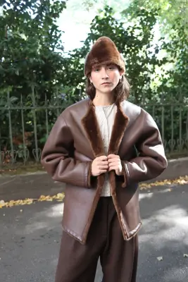 CAWLEY – LEATHER BACK STRAIGHT HAIR SHEEPSKIN MILA COAT – WALNUT — photo 2