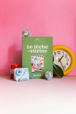 PUZZLE 1000 PIÈCES - LE LÈCHE-VITRINE — photo 3