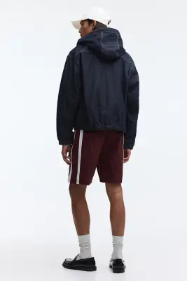 Short de survêtement Regular Fit - Bordeaux/color block — photo 4