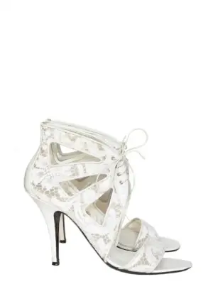 Sandales à talon en cuir et dentelle blanche NEUVES Prix boutique 640€ Taille 40 — photo 1