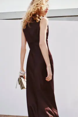 Robe sans manches en satin - Marron foncé — photo 2