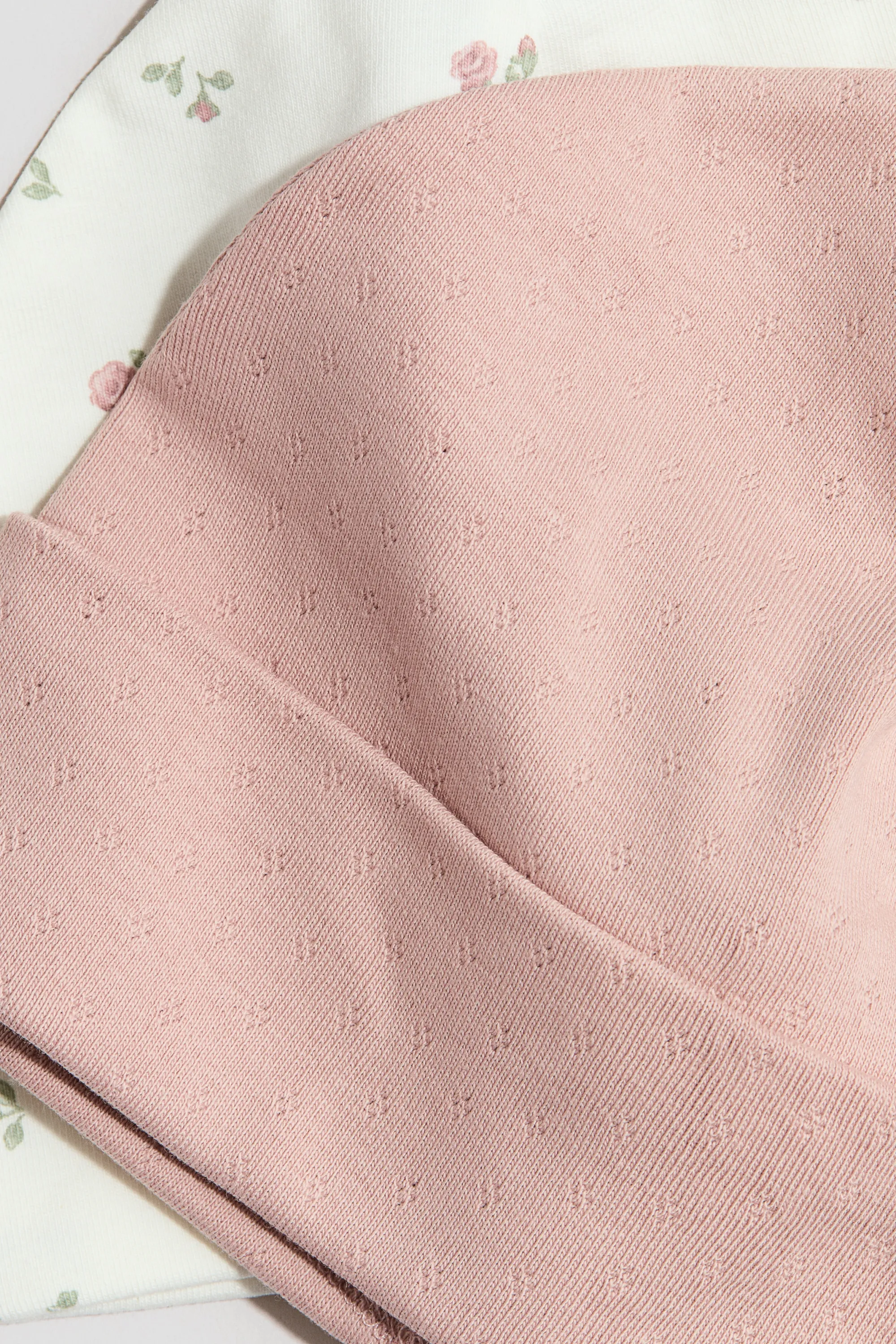 Lot de 2 bonnets en coton - Rose ancien/fleuri