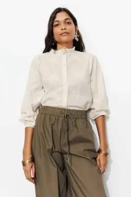 Chemise en cotonnade brodée — photo 2