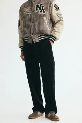 Pantalon Regular Fit en velours côtelé - Vert foncé — photo 2
