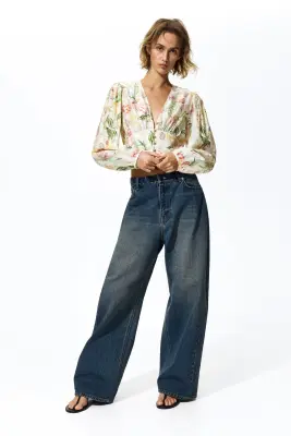 Blouse à encolure en V - Crème/fleuri — photo 1