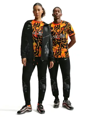x Patta Netherlands Tech Fleece Jogger Black — photo 2