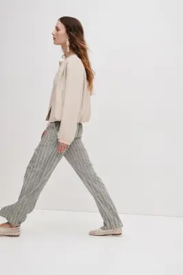 Pantalon en lin mélangé avec cordon de serrage - Noir/rayé — photo 4