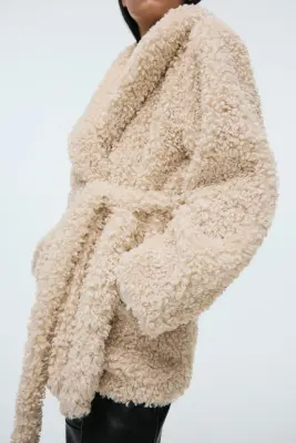 Manteau en tissu Teddy bear avec ceinture à nouer - Beige — photo 3
