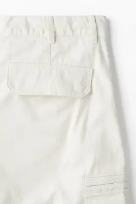 Pantalon cargo Regular Fit en twill - Blanc — photo 2