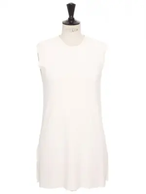 Mini robe par Phoebe Philo sans manche col rond en maille stretch blanc crème Prix boutique 950€ Taille S — photo 1