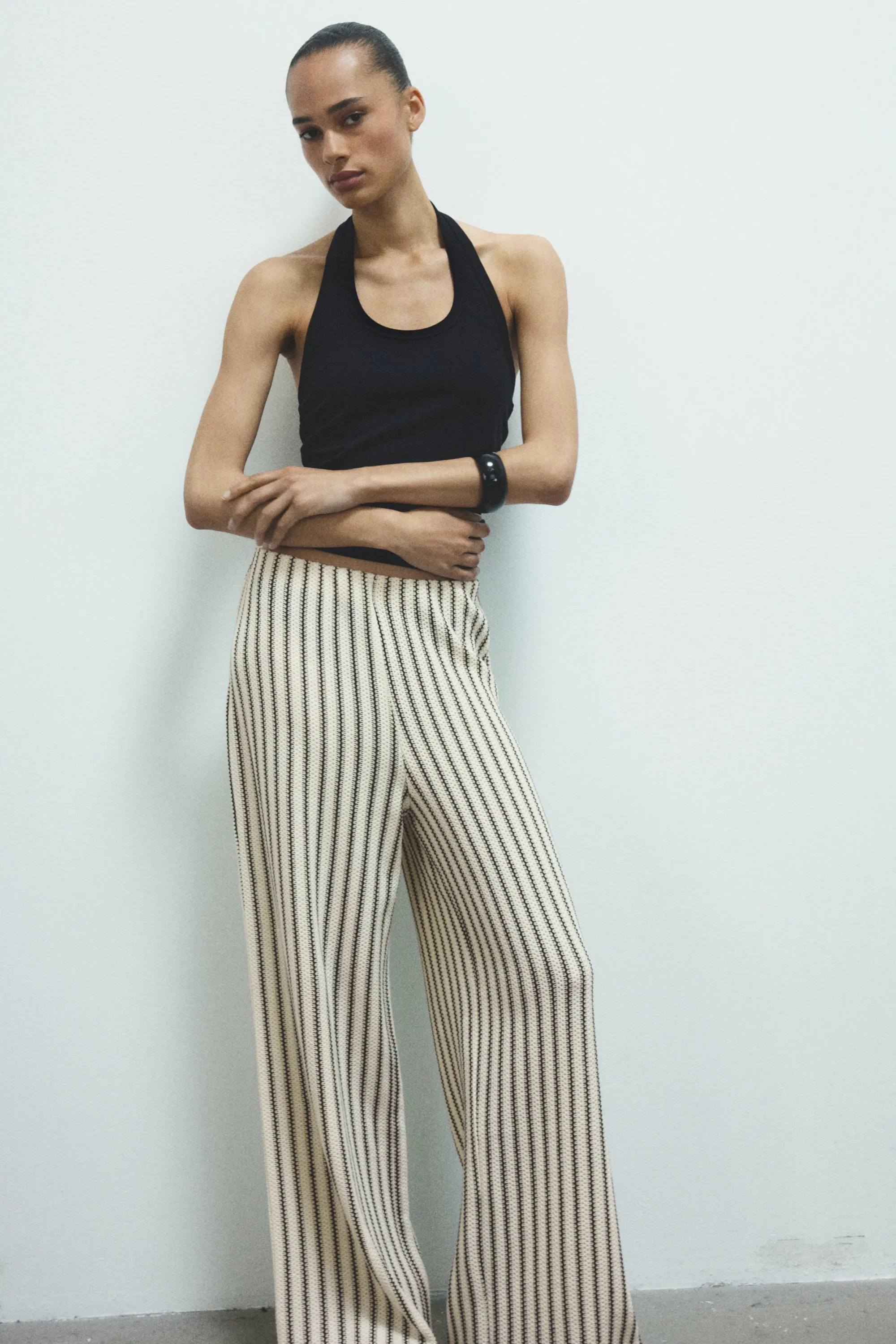 Pantalon large en maille texturée - Crème/rayé