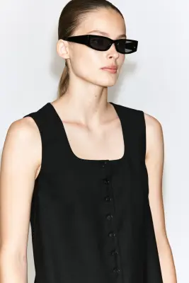 ROBE COURTE BOUTONNÉE EN SERGÉ DE LAINE - NOIR — photo 3