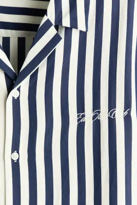 Chemise Relaxed Fit avec col cubain - Bleu marine/East Isles Club — photo 4