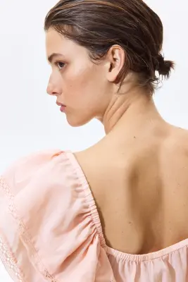 Blouse avec dentelle - Rose pêche clair — photo 2