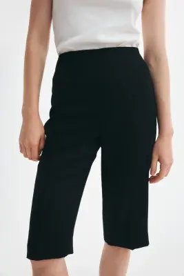 Pantalon Capri chic - Noir — photo 1