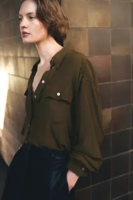 Chemise en viscose - Vert kaki foncé — photo 4