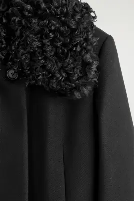 MANTEAU LONG EN LAINE À COL EN PEAU LAINÉE - NOIR — photo 3