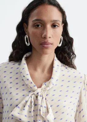 Blouse imprimée à foulard en soie - Imprimé beige/bleu — photo 3