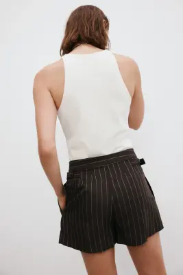 Short chic en lin mélangé - Marron foncé/rayures tennis — photo 2
